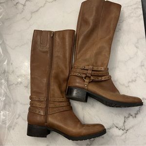 Tanned cowboy style boot size 7.5 Nine West